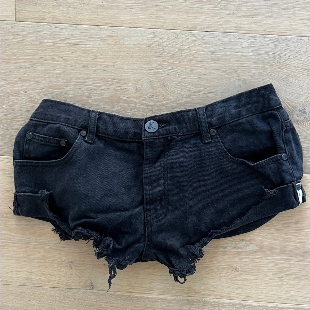 One Teaspoon BANDITS Black Denim Shorts 29 shorty shorts